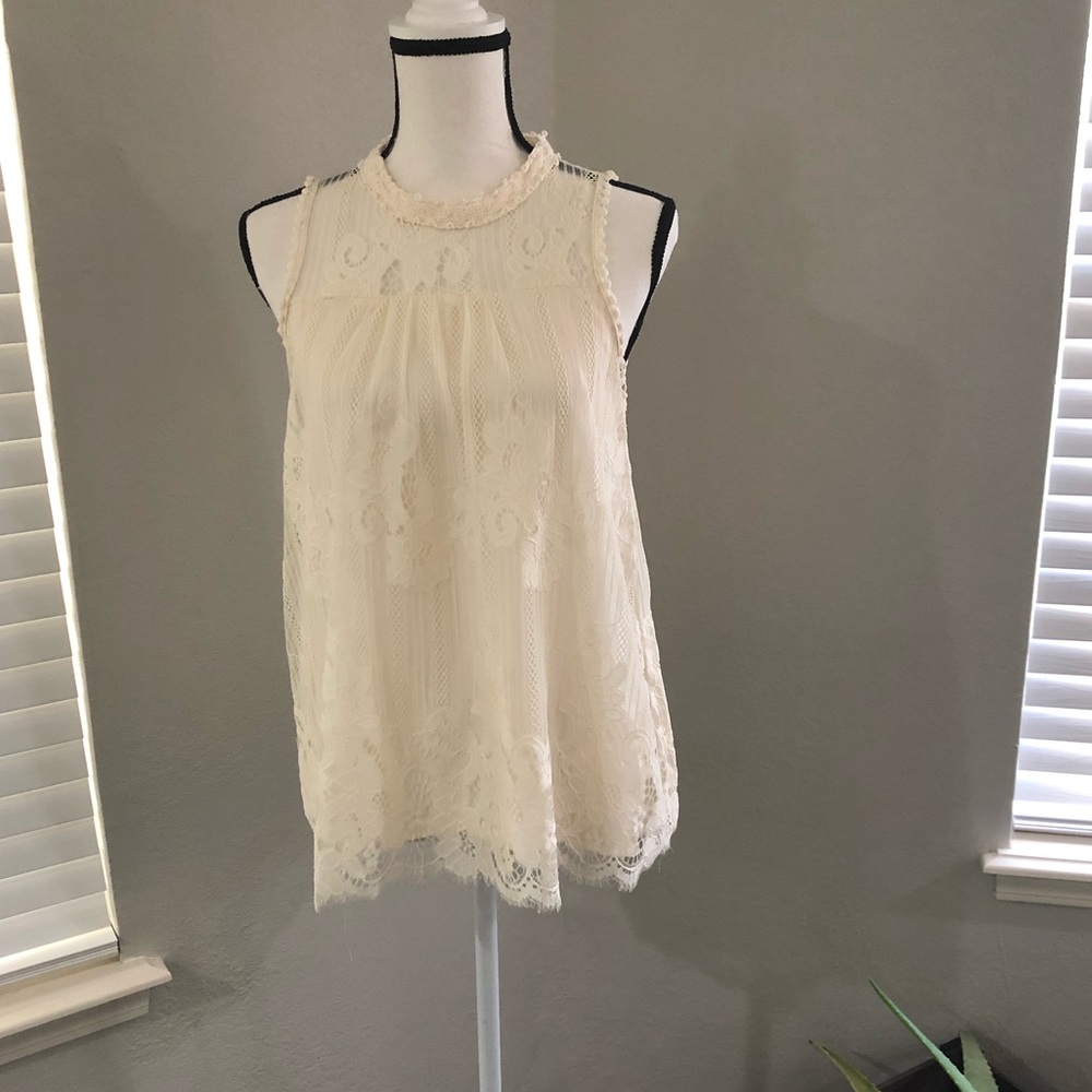 ✨3 for $30✨ Cream lace blouse